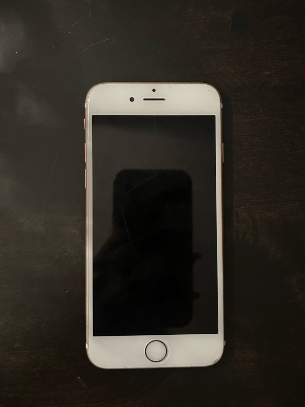 Apple iPhone in Rose Gold with White Front